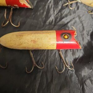 HEDDON Wood Basser Antique Fishing lure.